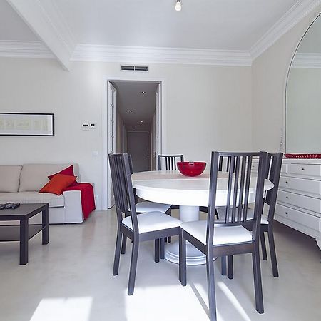 Central And Spacious Family Apartment Barcelona Eksteriør billede