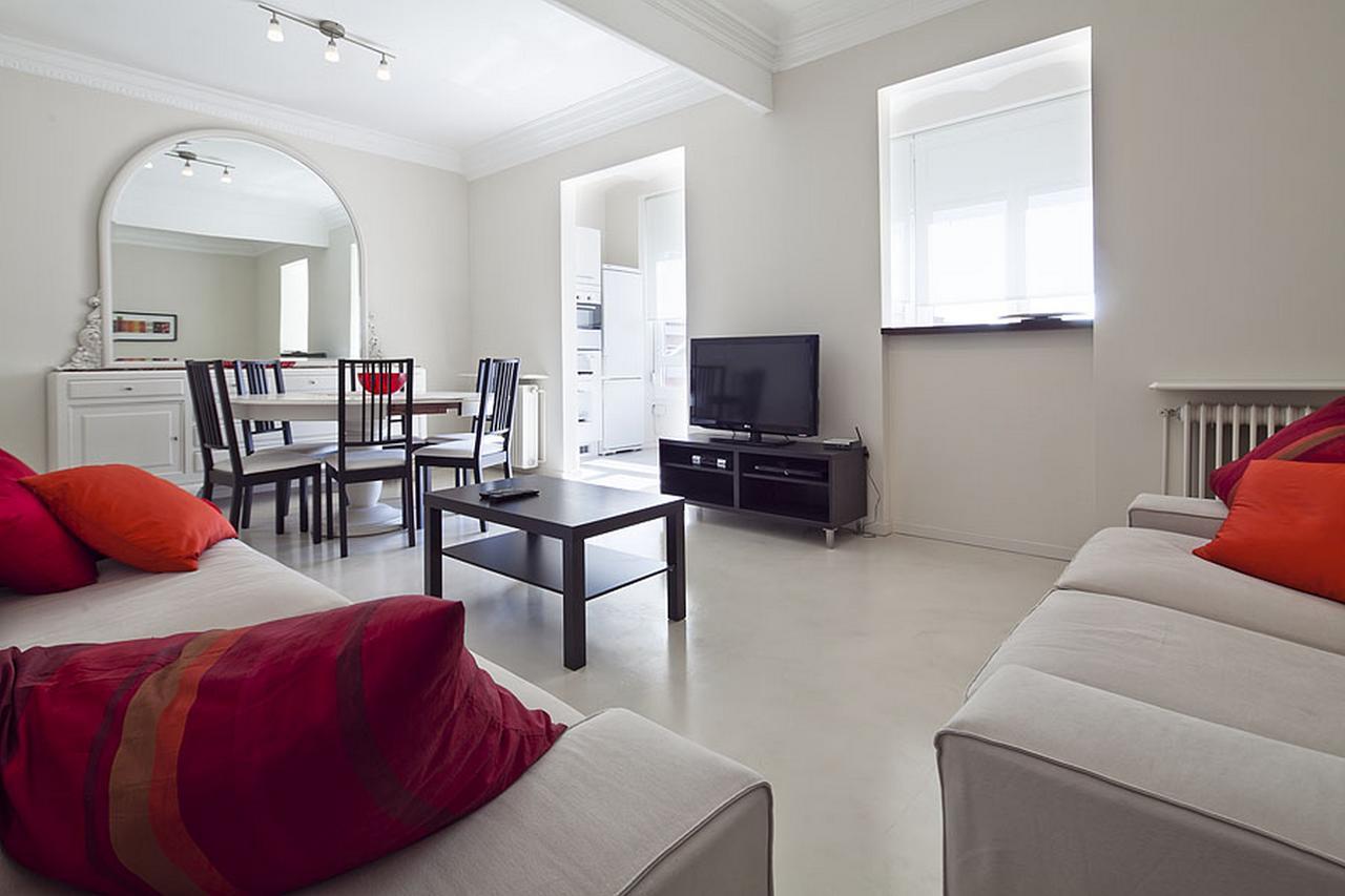 Central And Spacious Family Apartment Barcelona Eksteriør billede